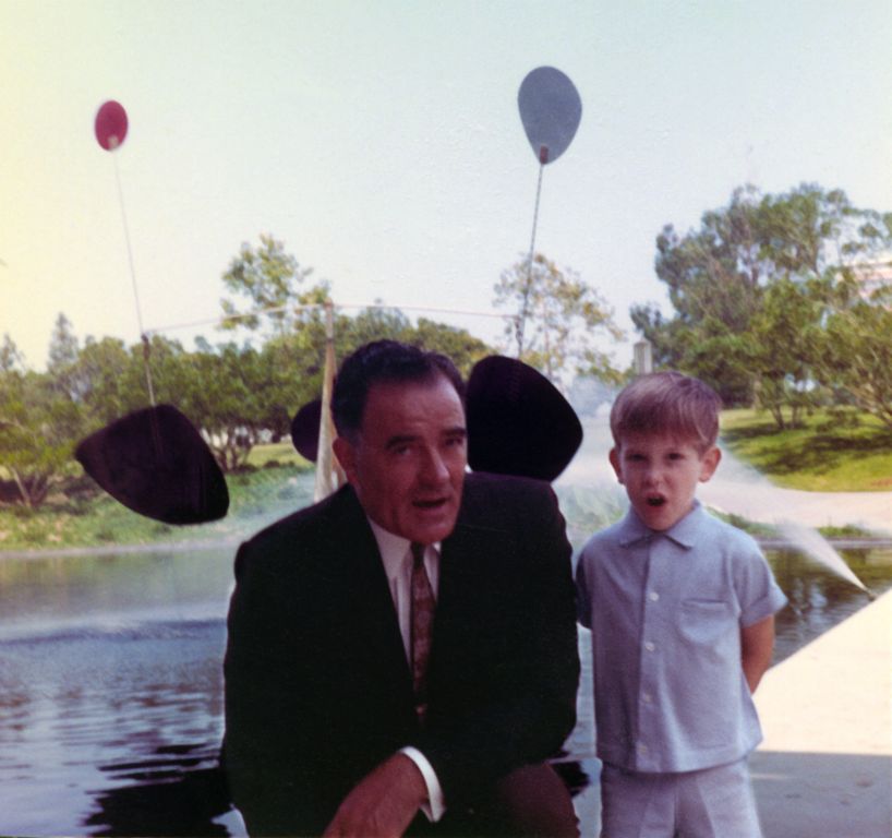 Louis and Beau L'Amour visit the County Art Museum and The La Brea Tar Pits.