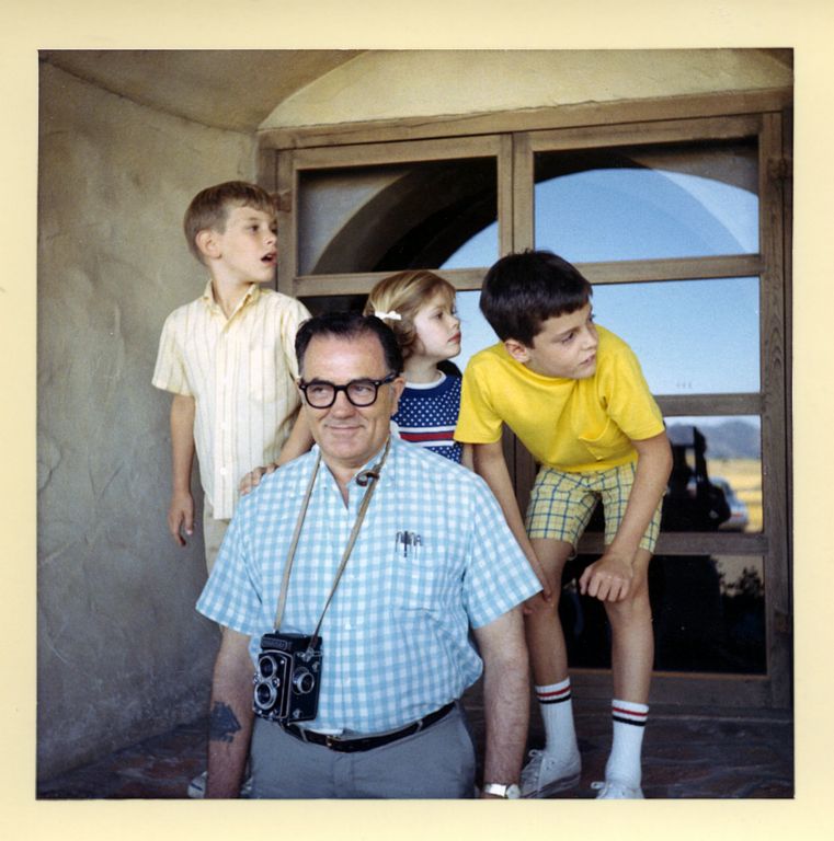 Louis, Beau, and Angelque L'Amour with Johnathan Vietch at Maddies Tavern.