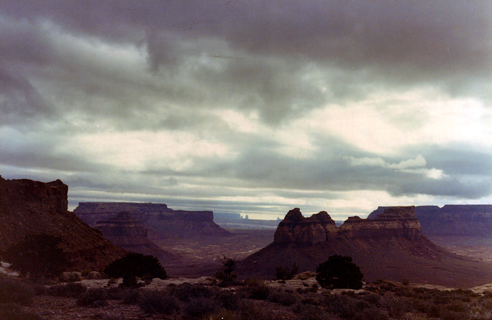 Beau scounts No Man's Mesa near Monument Valley. Relates to Haunted Mesa
