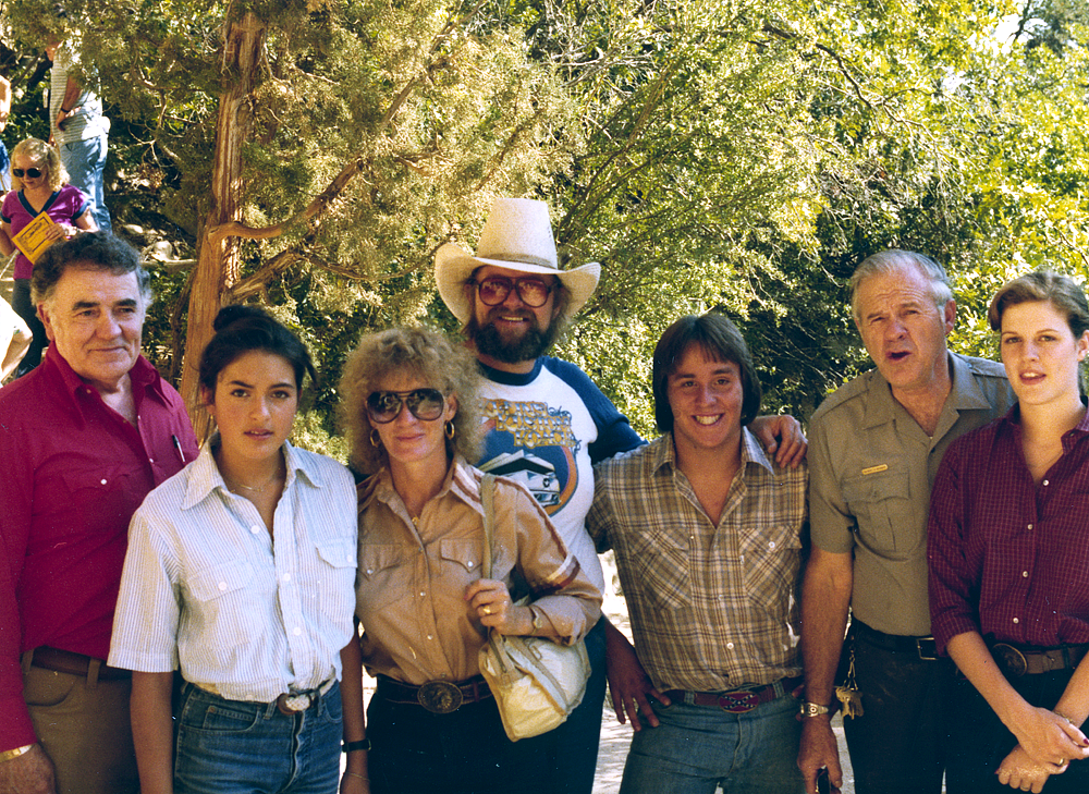 Louis, Mariska Hargitay, Hazel and Charlie Daniels, Charlie Daniels Jr. , Gil Wenger, and Angelique L'Amour.